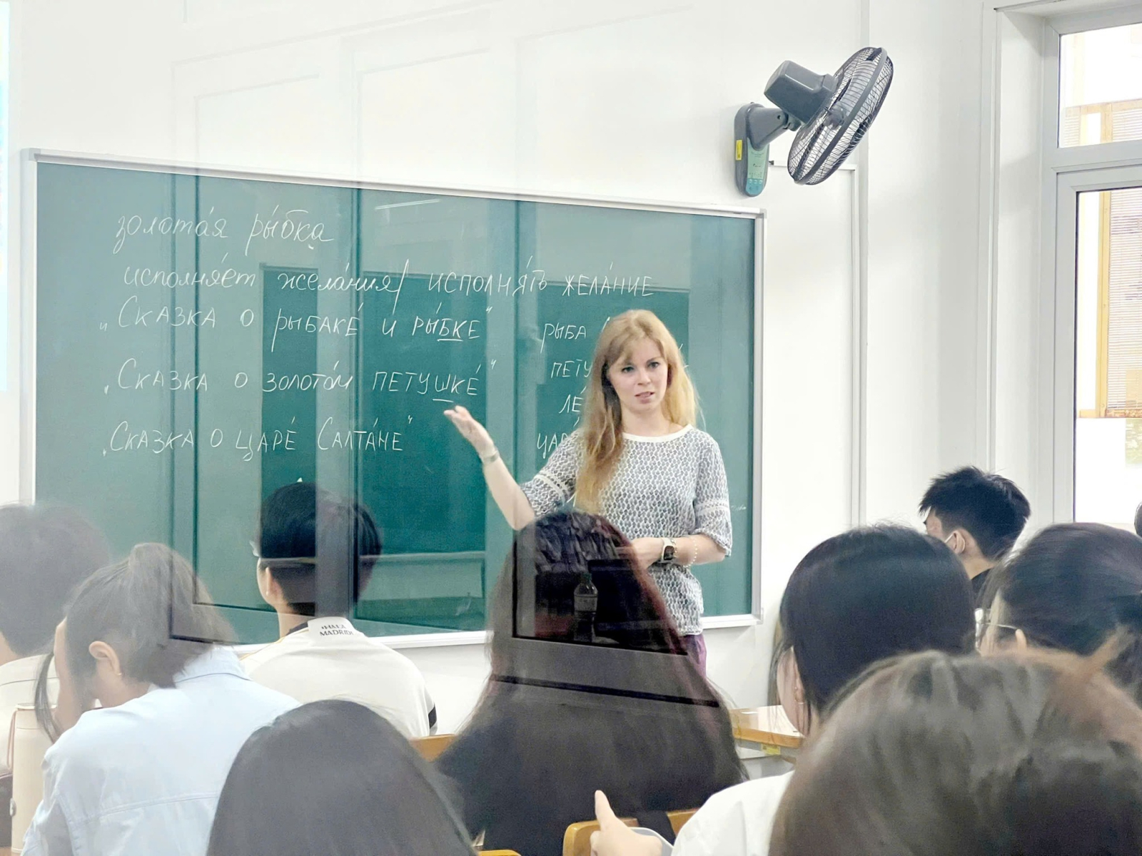 Học tiếng Nga online theo c&aacute;ch vừa học vừa chơi vẫn c&oacute; hiệu quả