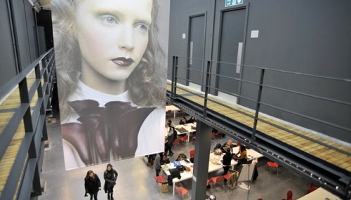 Nền gi&aacute;o dục Ph&aacute;p rất đặc th&ugrave;