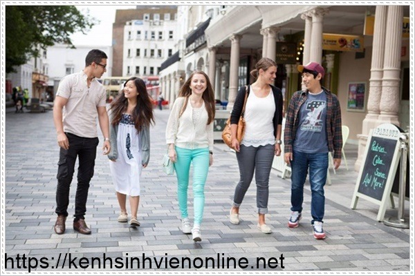 H&atilde;y t&iacute;ch cực luyện nghe tiếng Ph&aacute;p thường xuy&ecirc;n