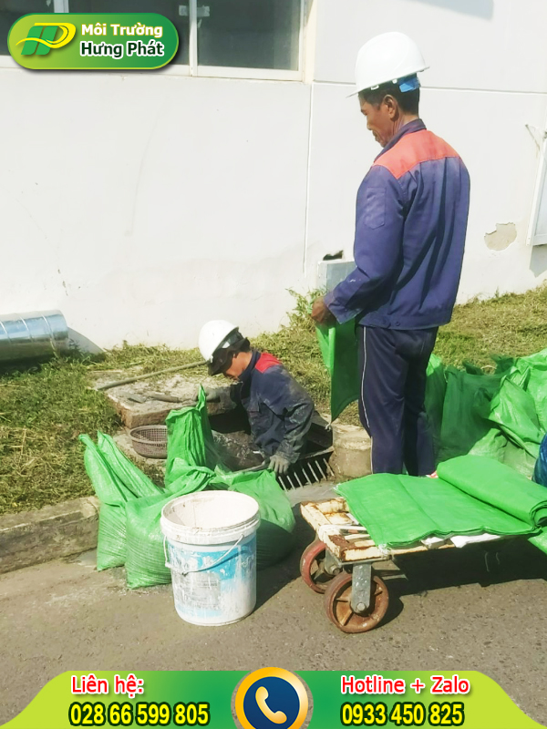 Dịch vụ nạo v&eacute;t hố ga