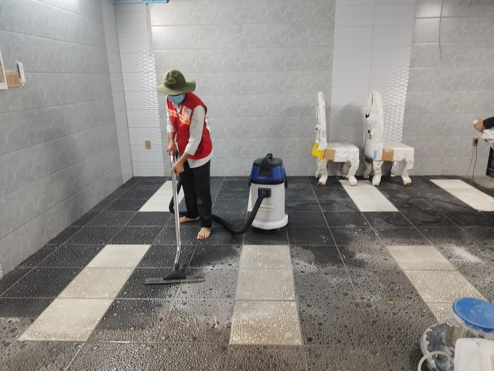 C&aacute;ch vệ sinh nh&agrave; cửa tiện lợi nhất